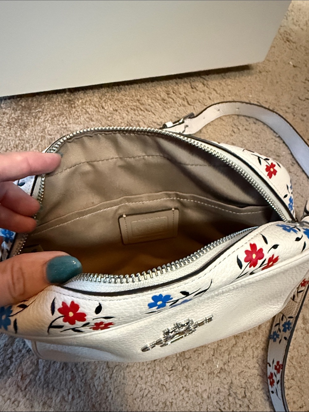Coach crossbody bag - Picture 2 of 3